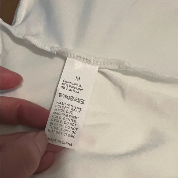 # 0763+ Women’s Nurse Costume - White and Red Set - Picture 5 of 6